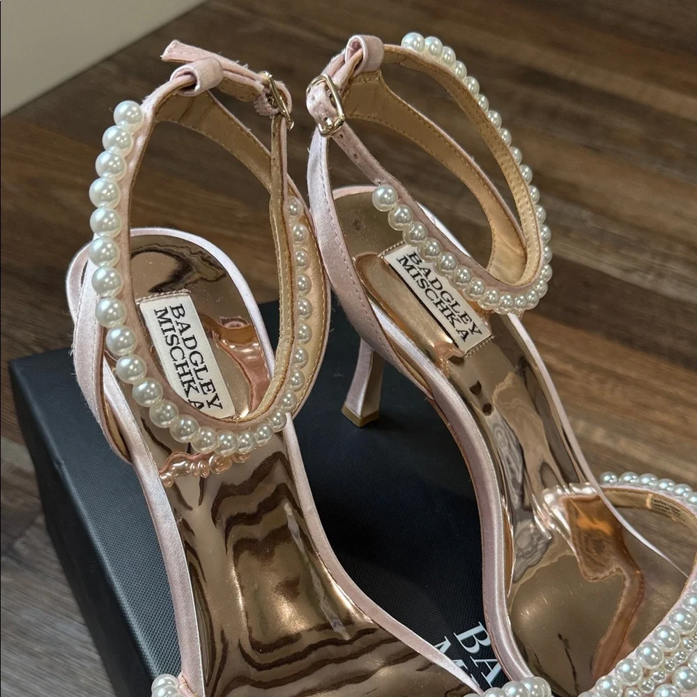 Badgley Mischka Pink Heels with Pearl Details Size 10